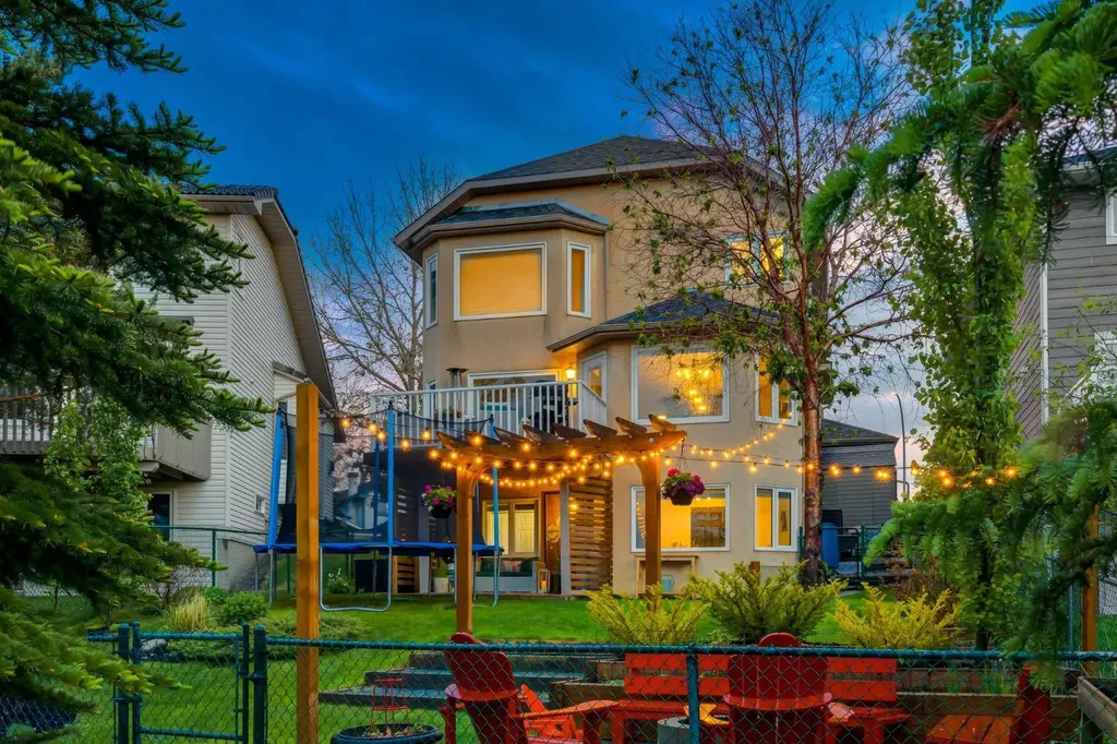 117 Arbour Ridge Heights NW Calgary AB T3A4Z1