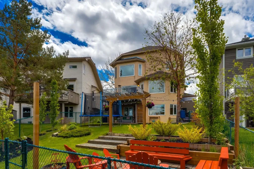 117 Arbour Ridge Heights NW Calgary AB T3A4Z1