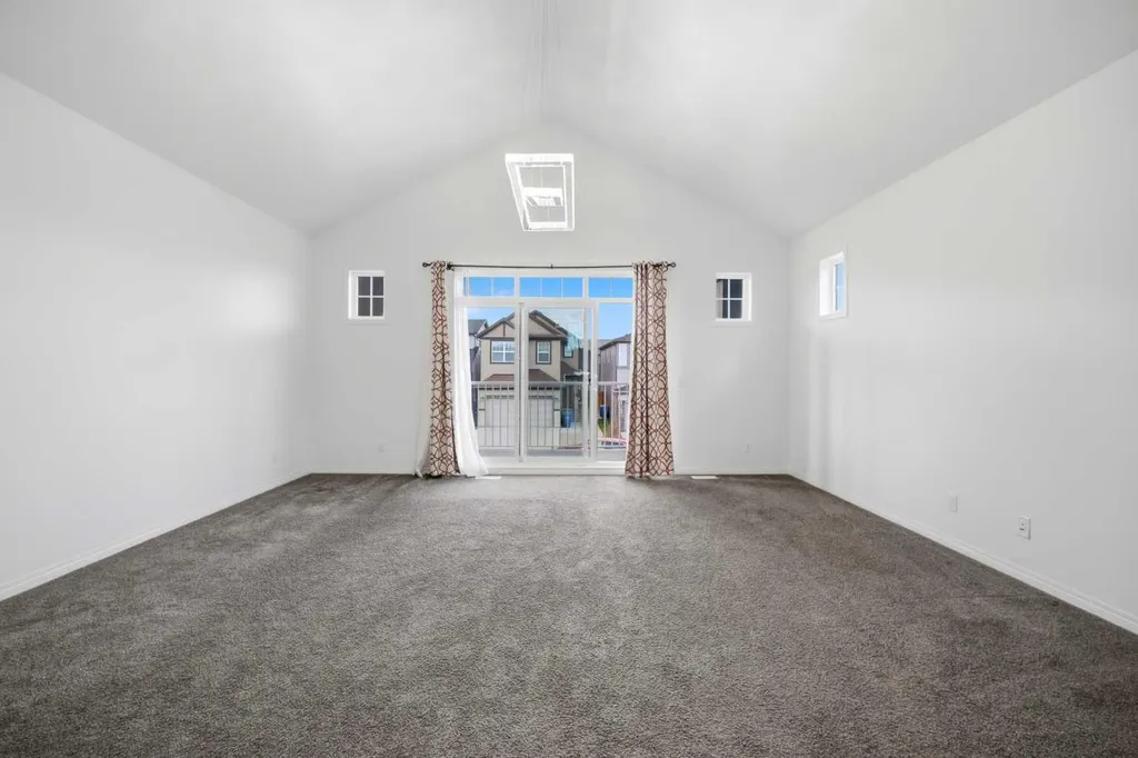 189 Sage Bluff Rise NW Calgary AB T3R 0Y9