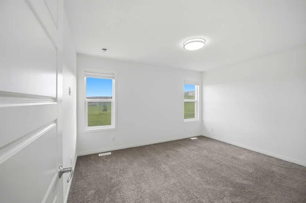 189 Sage Bluff Rise NW Calgary AB T3R 0Y9