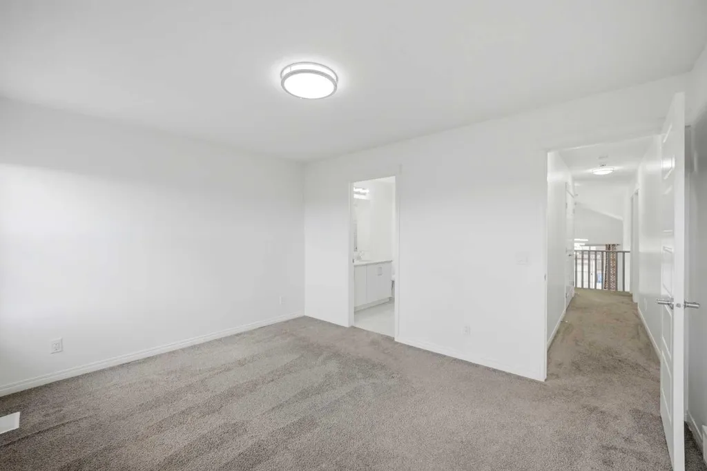 189 Sage Bluff Rise NW Calgary AB T3R 0Y9