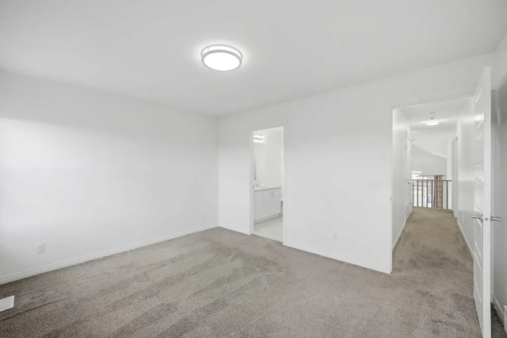 189 Sage Bluff Rise NW Calgary AB T3R 0Y9
