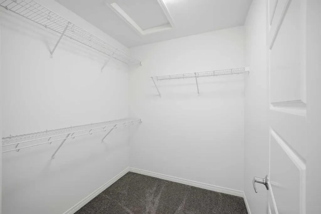 189 Sage Bluff Rise NW Calgary AB T3R 0Y9