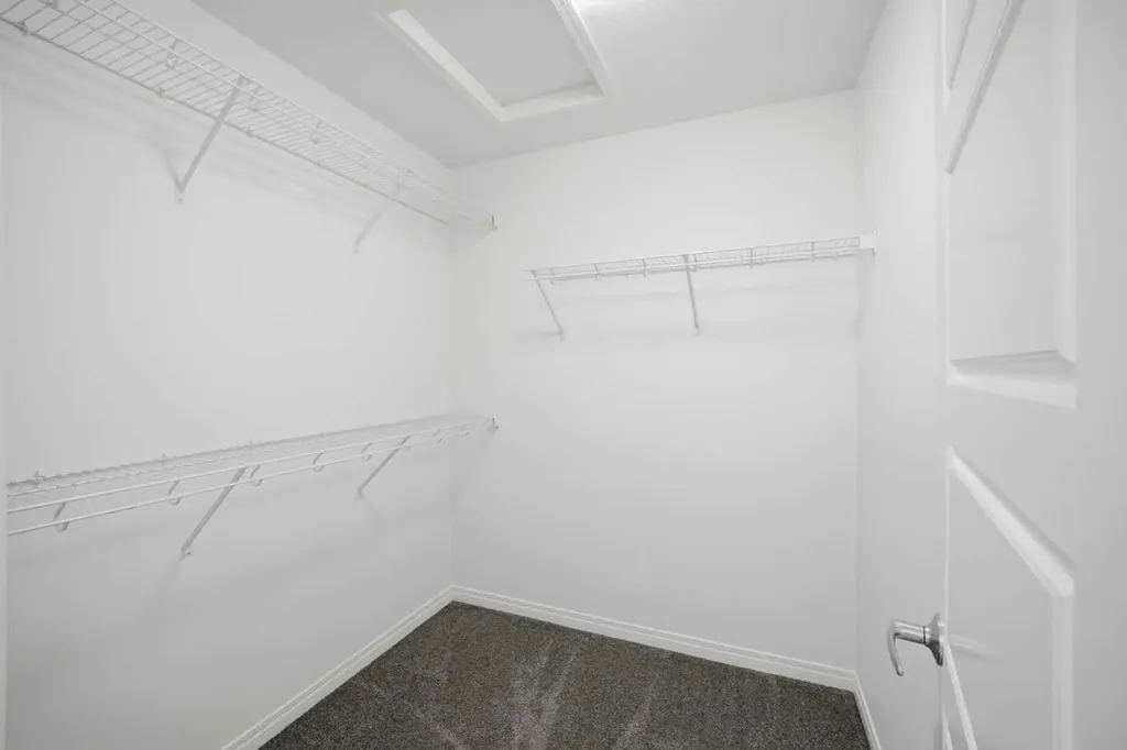 189 Sage Bluff Rise NW Calgary AB T3R 0Y9