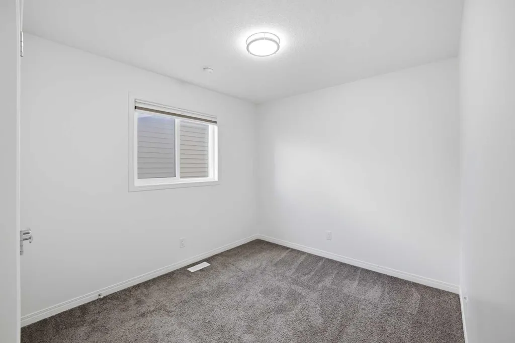 189 Sage Bluff Rise NW Calgary AB T3R 0Y9
