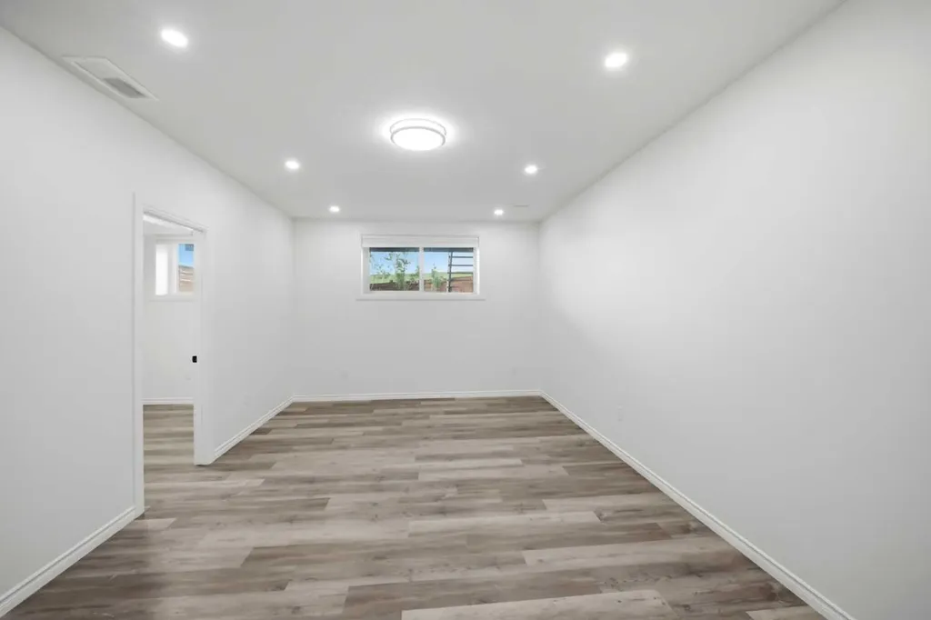 189 Sage Bluff Rise NW Calgary AB T3R 0Y9