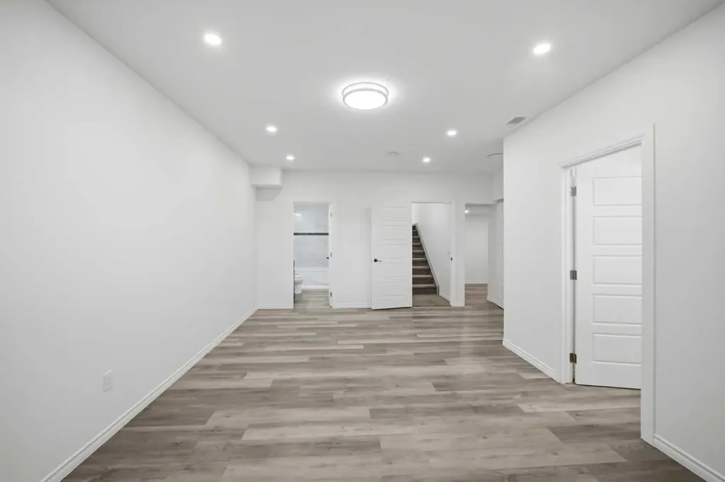 189 Sage Bluff Rise NW Calgary AB T3R 0Y9
