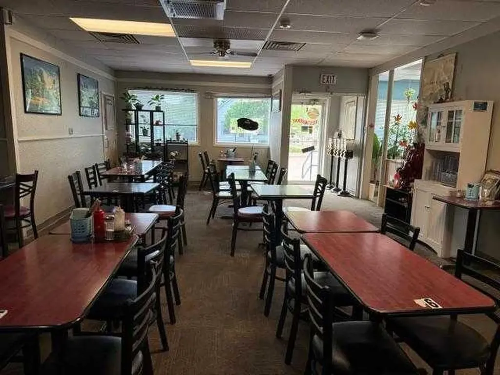 202 2 Street W Drumheller AB T0J 0Y4