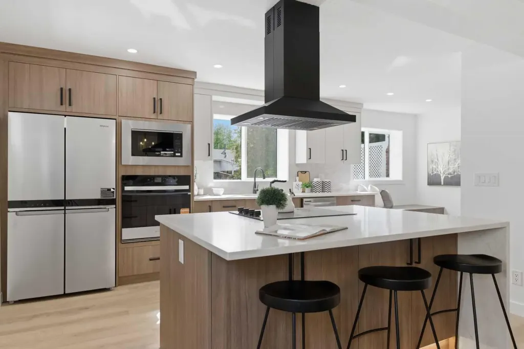 115 Brookgreen Drive SW Calgary AB T2W 2W4
