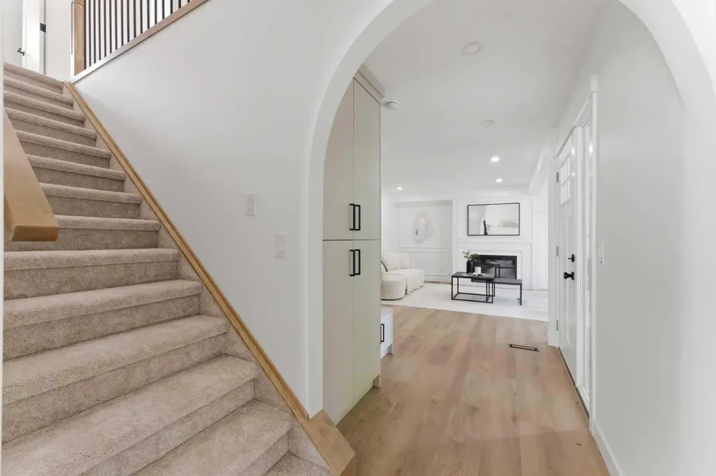 115 Brookgreen Drive SW Calgary AB T2W 2W4