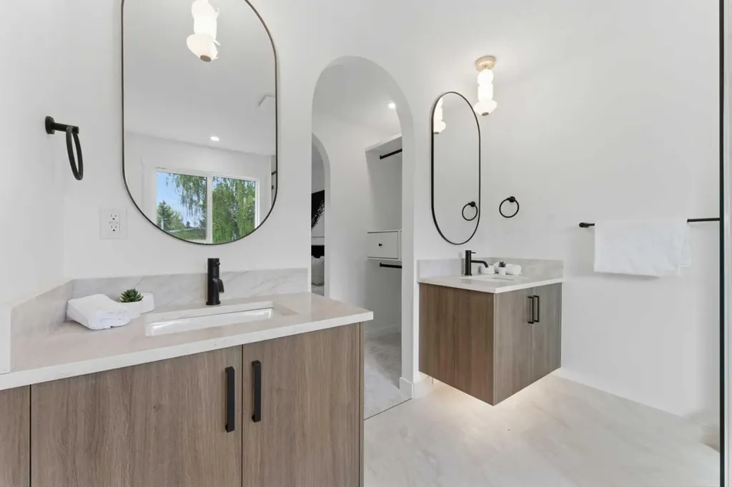 115 Brookgreen Drive SW Calgary AB T2W 2W4