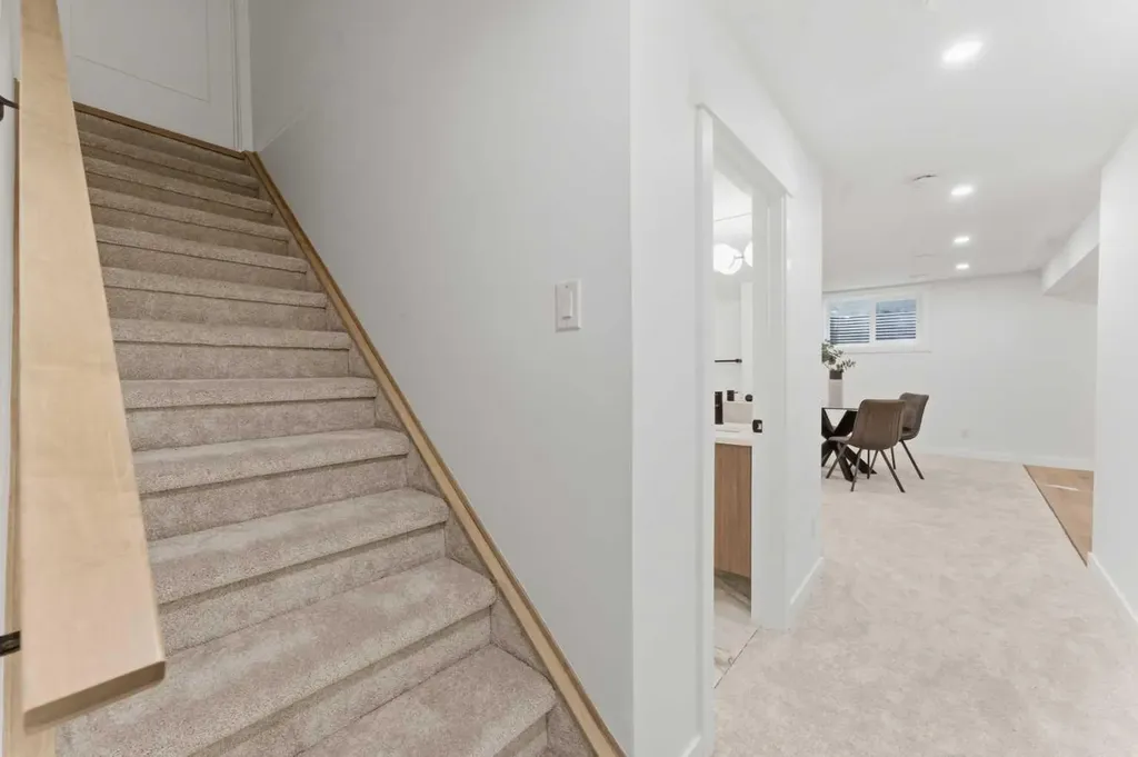 115 Brookgreen Drive SW Calgary AB T2W 2W4