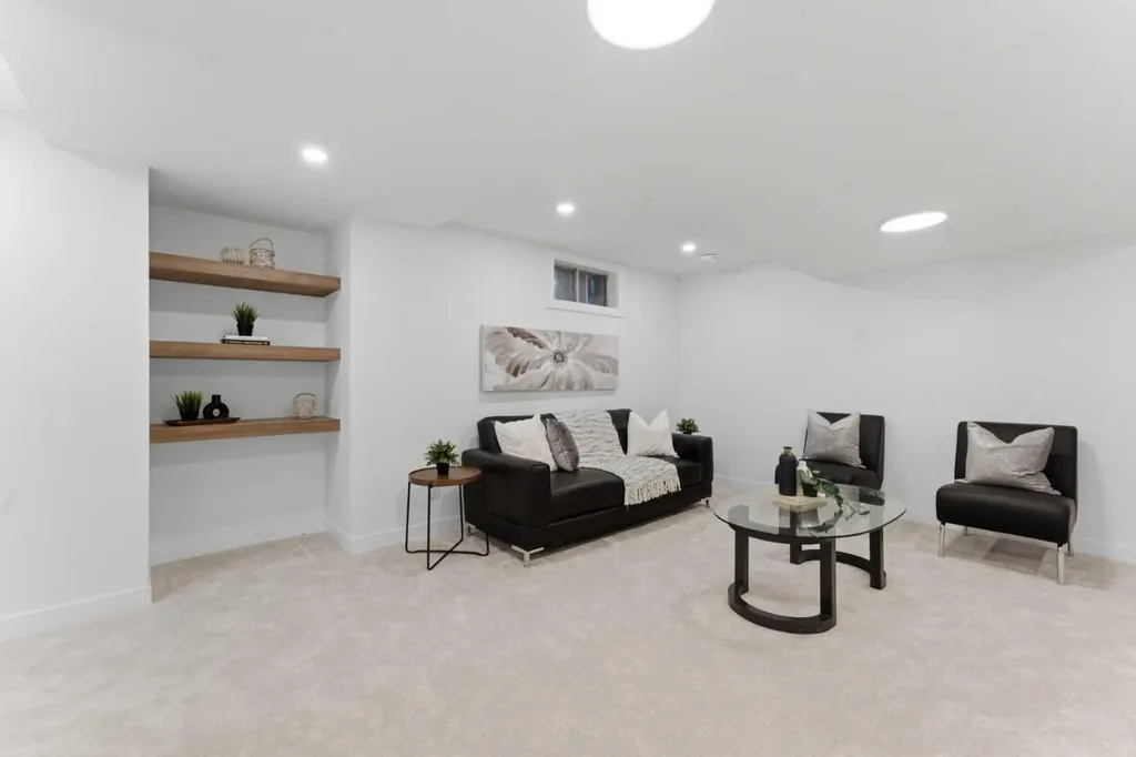 115 Brookgreen Drive SW Calgary AB T2W 2W4