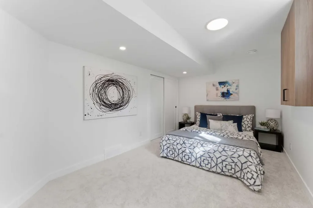 115 Brookgreen Drive SW Calgary AB T2W 2W4