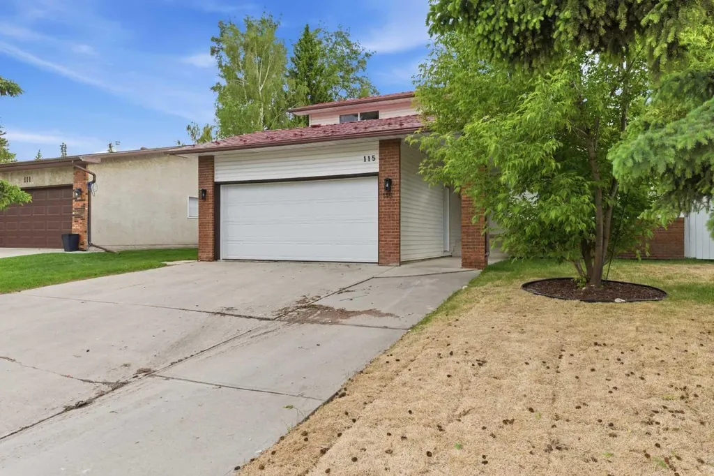 115 Brookgreen Drive SW Calgary AB T2W 2W4