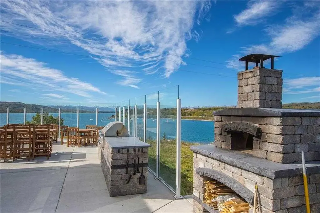 301 Cottageclub Green Rural Rocky View County AB T4C 1B1