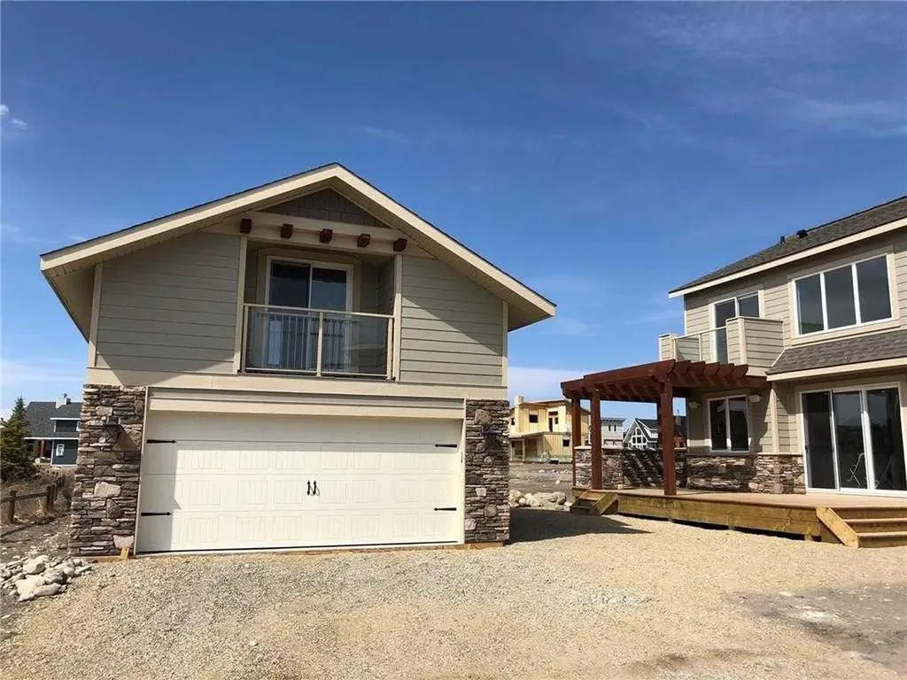 301 Cottageclub Green Rural Rocky View County AB T4C 1B1