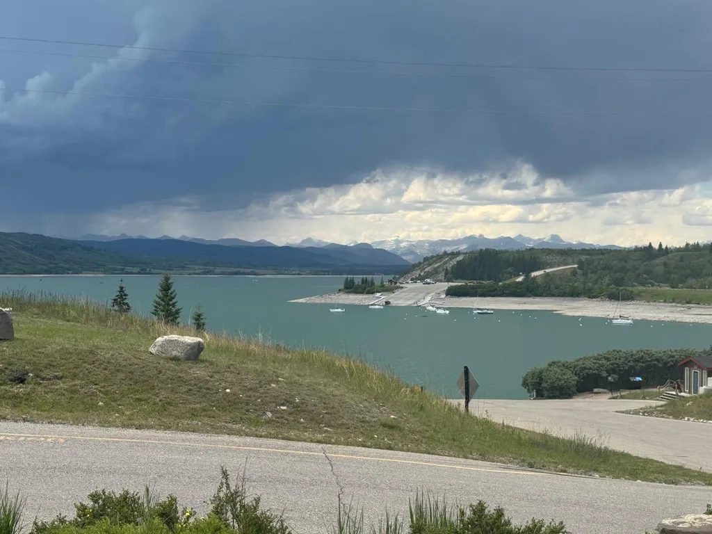 301 Cottageclub Green Rural Rocky View County AB T4C 1B1