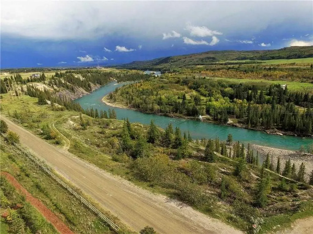 301 Cottageclub Green Rural Rocky View County AB T4C 1B1
