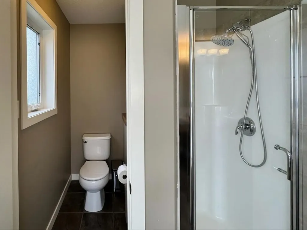 422 Lynx Terrace N Lethbridge AB T1H 6Z6