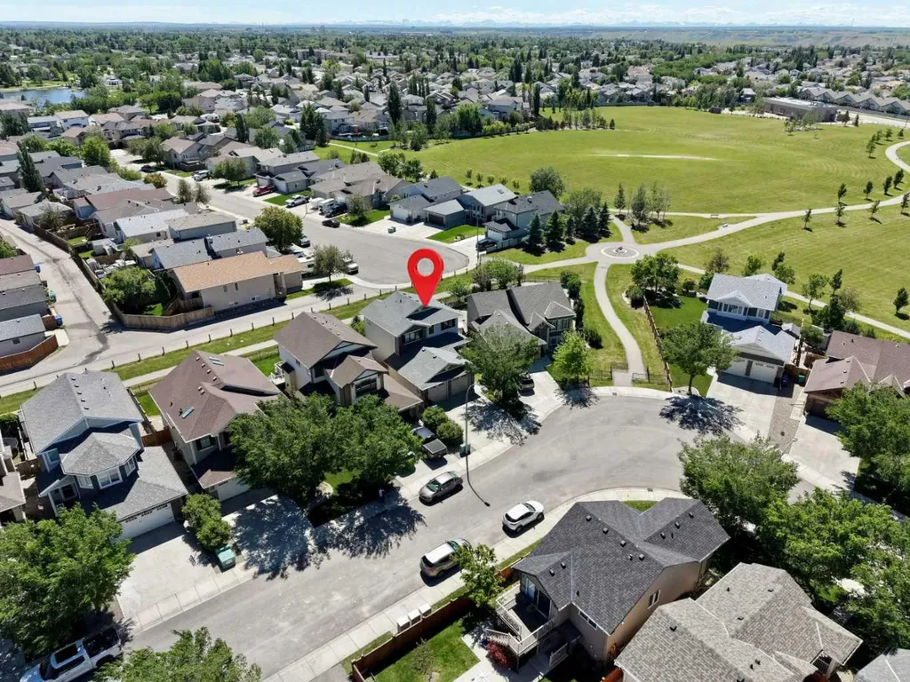 422 Lynx Terrace N Lethbridge AB T1H 6Z6