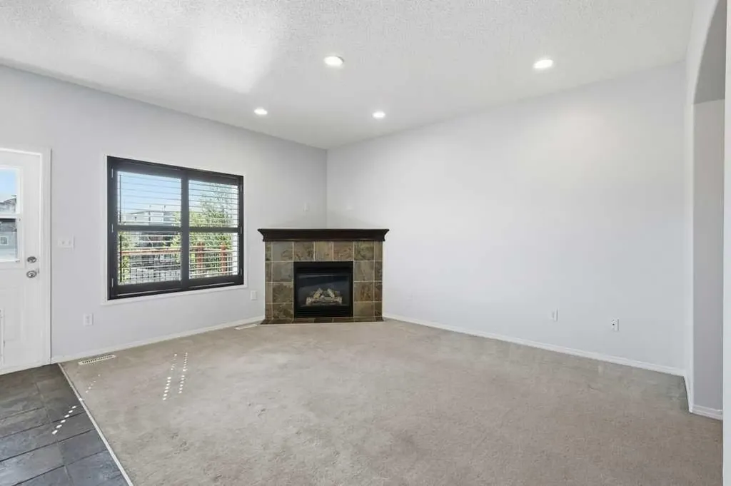 23 Mcintyre Place NW Langdon AB T0J1X2