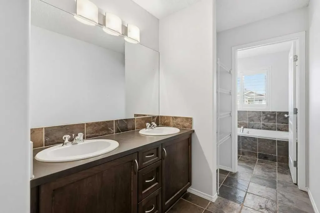 23 Mcintyre Place NW Langdon AB T0J1X2