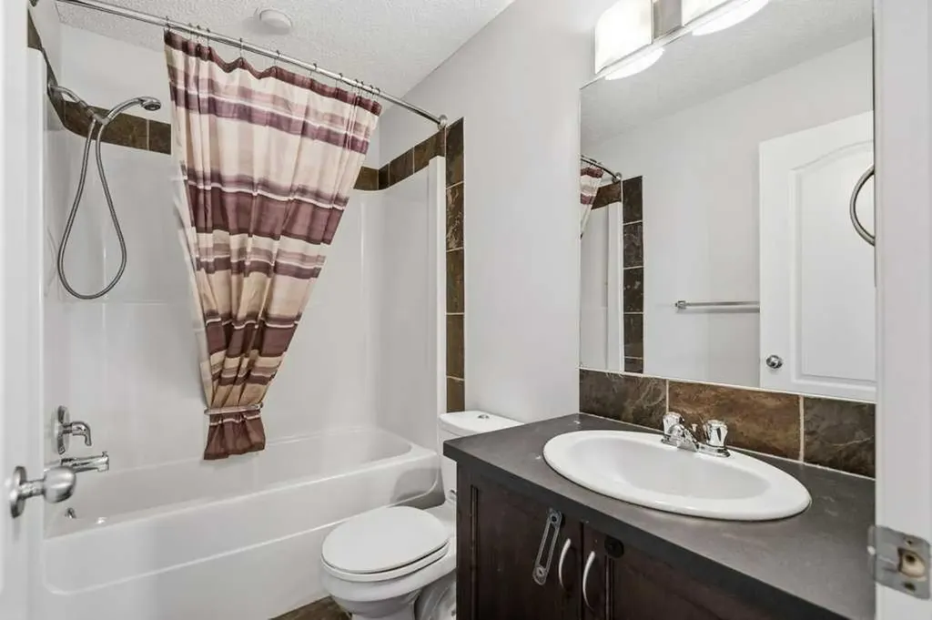 23 Mcintyre Place NW Langdon AB T0J1X2