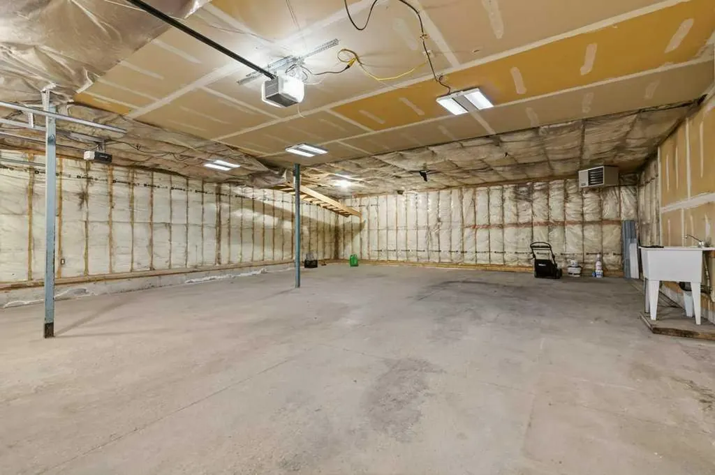 23 Mcintyre Place NW Langdon AB T0J1X2