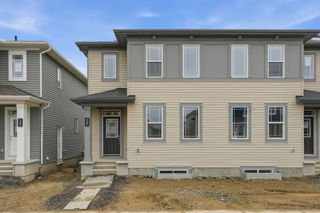 130 Carringwood Terrace NW Calgary AB T3P 2B2