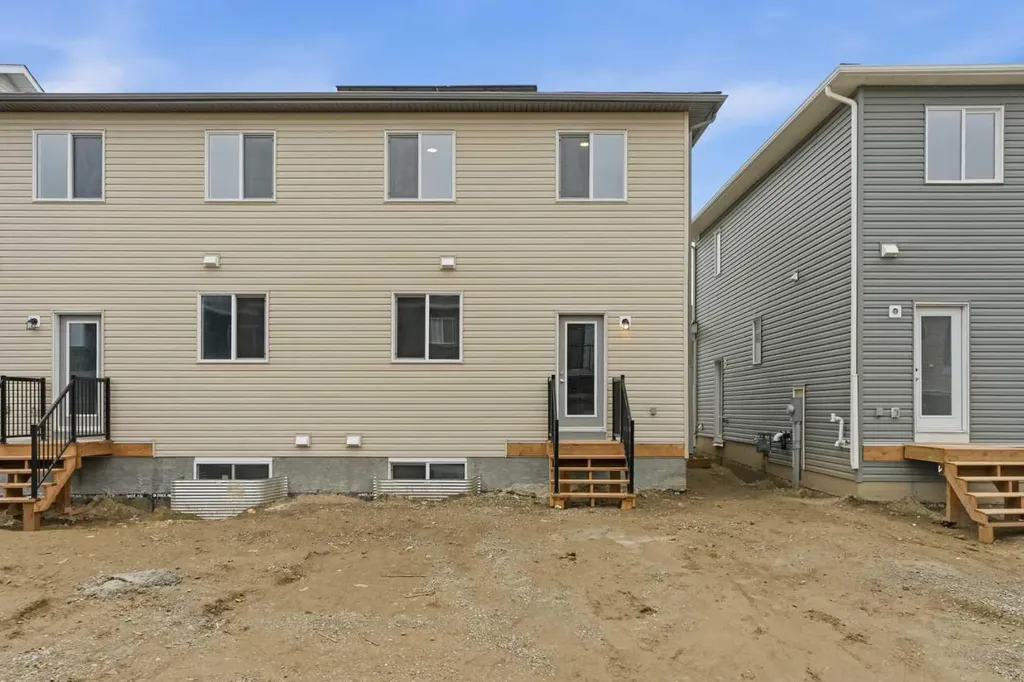 130 Carringwood Terrace NW Calgary AB T3P 2B2