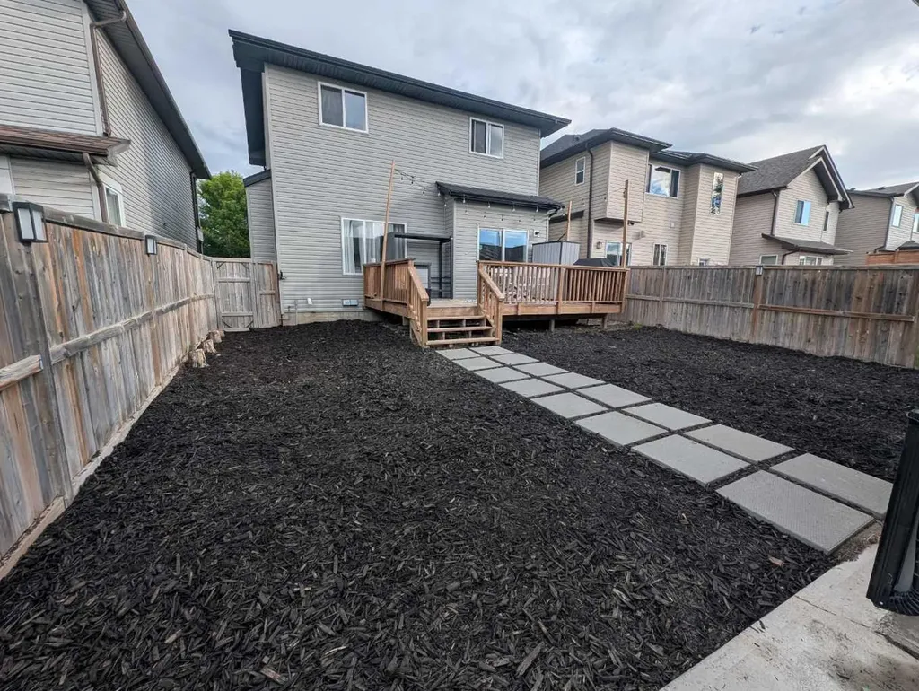 4478 Elgin Avenue SE Calgary AB T2Z 4Z8