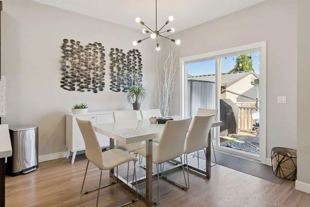 4478 Elgin Avenue SE Calgary AB T2Z 4Z8