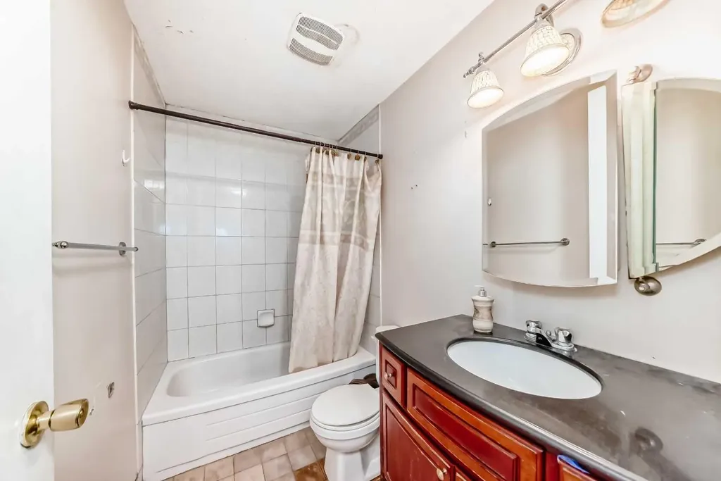 660 Malvern Drive NE Calgary AB T2A 5P5