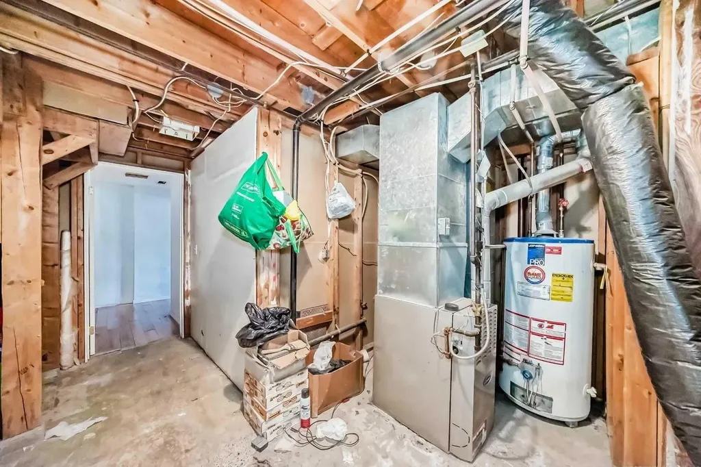 660 Malvern Drive NE Calgary AB T2A 5P5