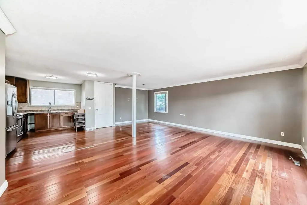 660 Malvern Drive NE Calgary AB T2A 5P5