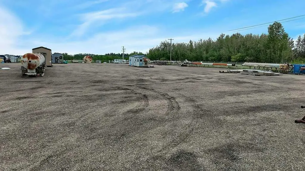 57 Mckenzie Drive Rural Red Deer County AB T4S 2H4