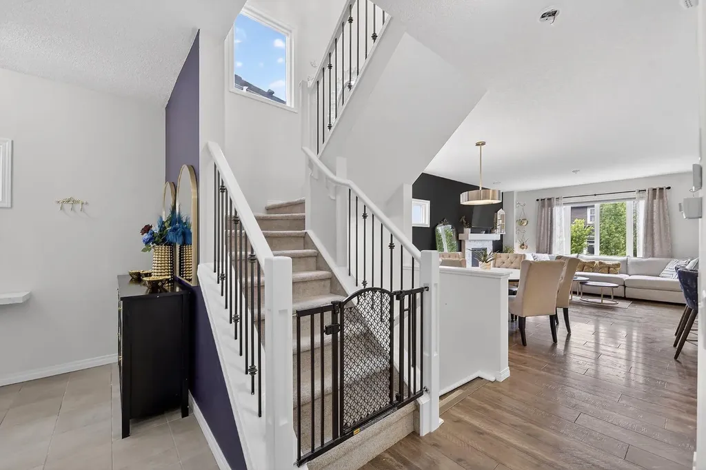 51 Appaloosa Gardens Cochrane AB T4C2M3
