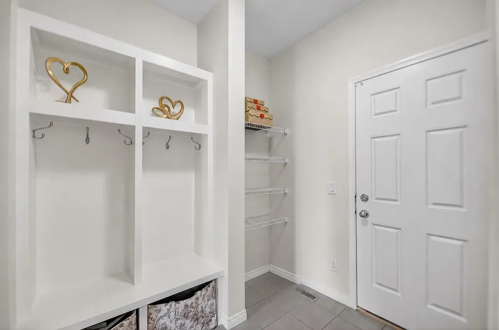 51 Appaloosa Gardens Cochrane AB T4C2M3