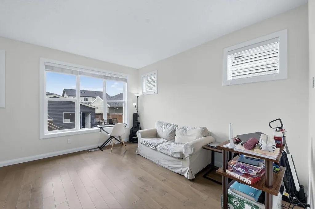 117 Ravenstern Crescent SE Airdrie AB T4A0W4