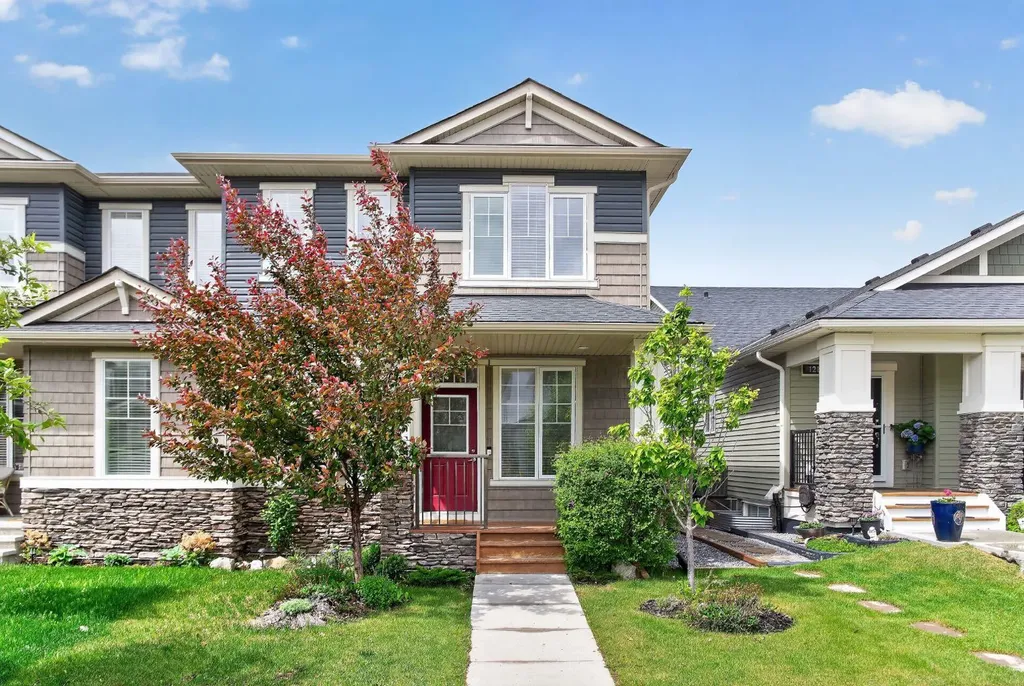 117 Ravenstern Crescent Airdrie AB T4A0W4