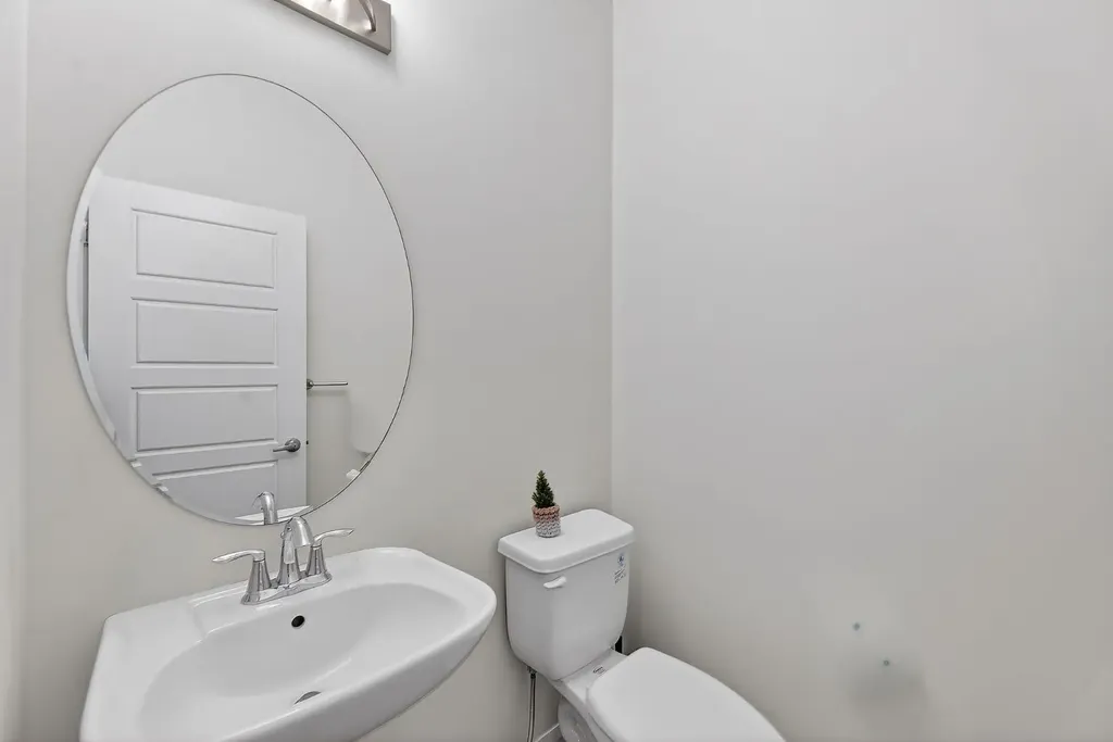 117 Ravenstern Crescent Airdrie AB T4A0W4