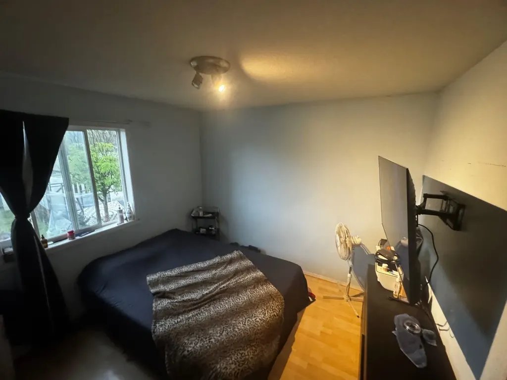 6313 88a Street Grande Prairie AB T8W2V3