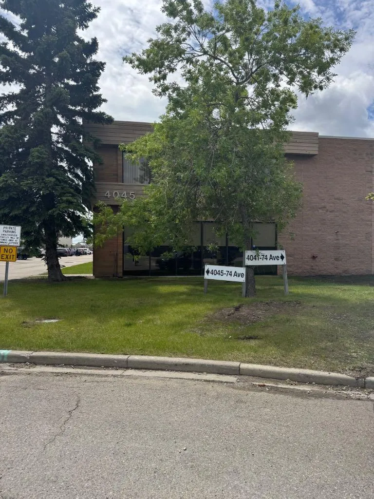 4045 74 Avenue SE Calgary AB T2C 2H9