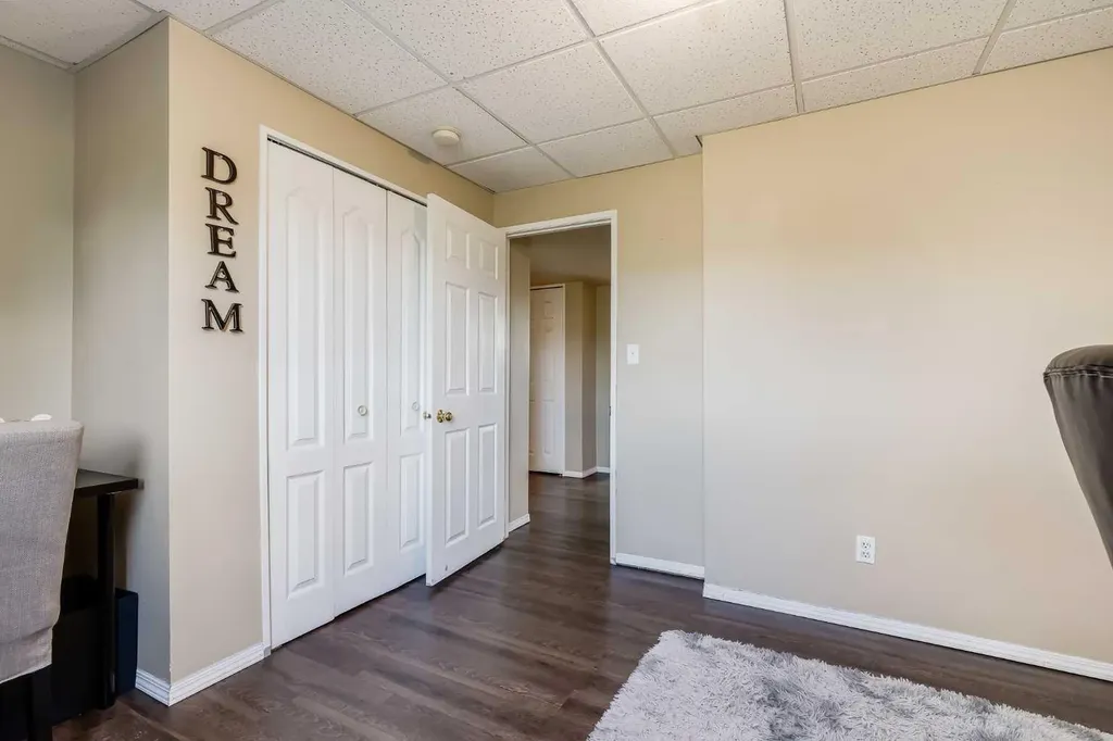 64064 610 Avenue W Rural Foothills County AB T1V 1N2