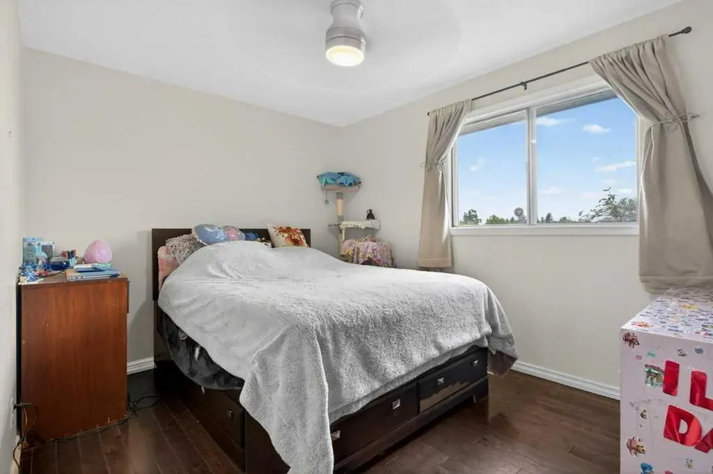 1308 Pensacola Way SE Calgary AB T2A2H2