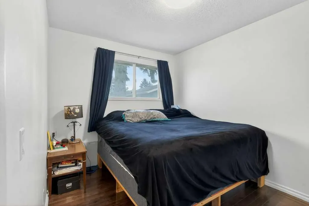 1308 Pensacola Way SE Calgary AB T2A2H2