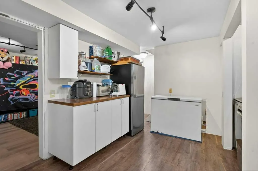 1308 Pensacola Way SE Calgary AB T2A2H2