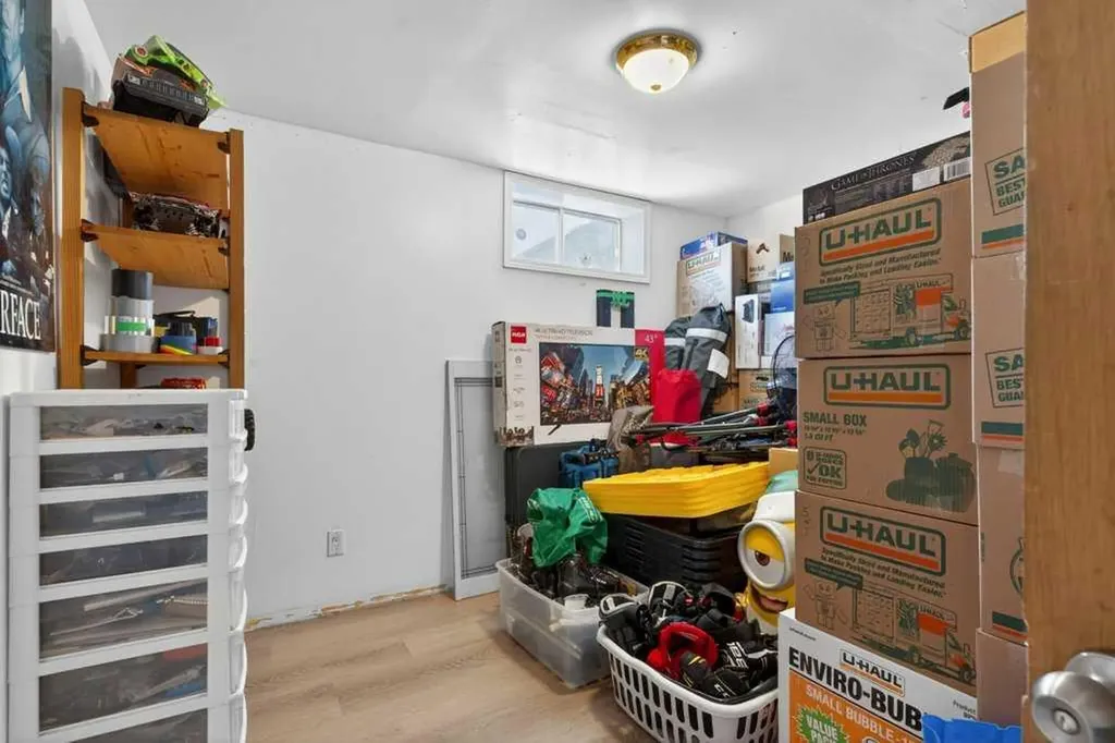 1308 Pensacola Way SE Calgary AB T2A2H2