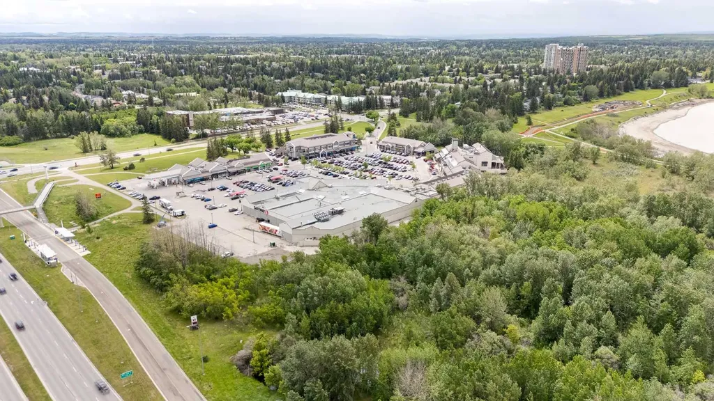 132 Haysboro Crescent SW Calgary AB T2V 3G3